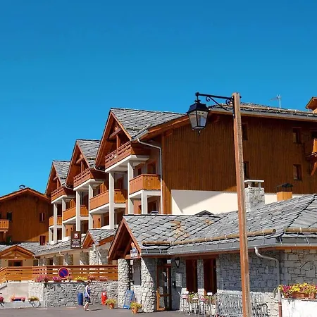 Resort Chalet 6 Panorama 1